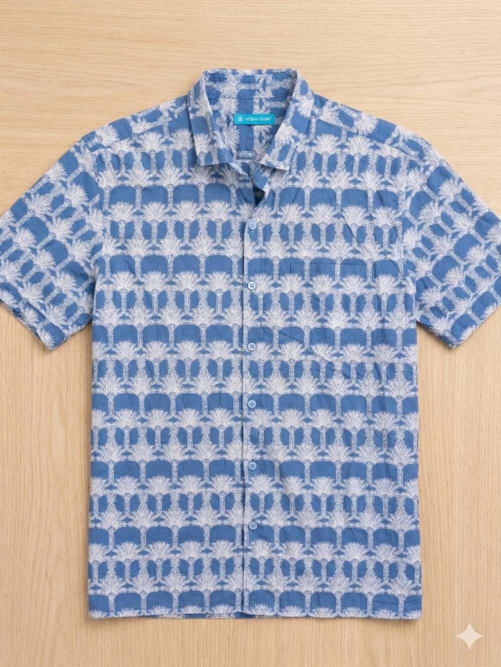 Tori Richard Teal Label Geometric Fan Palm Shirt – Blue/White – Size L